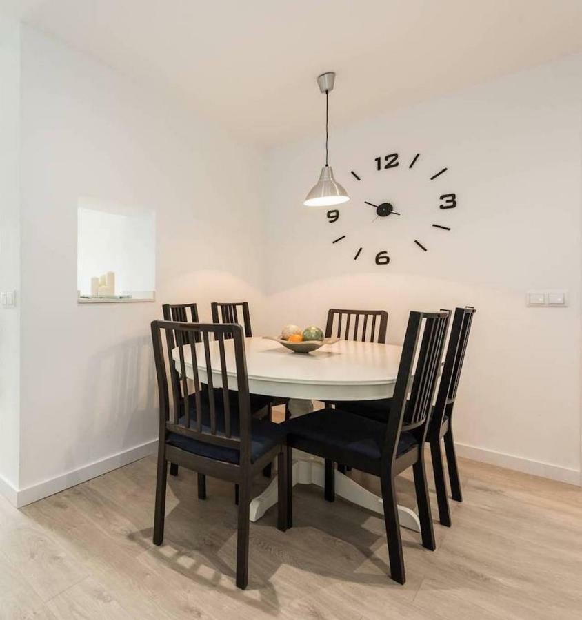 Modern With Ideal Location Next To Atocha Station Madri Exterior foto