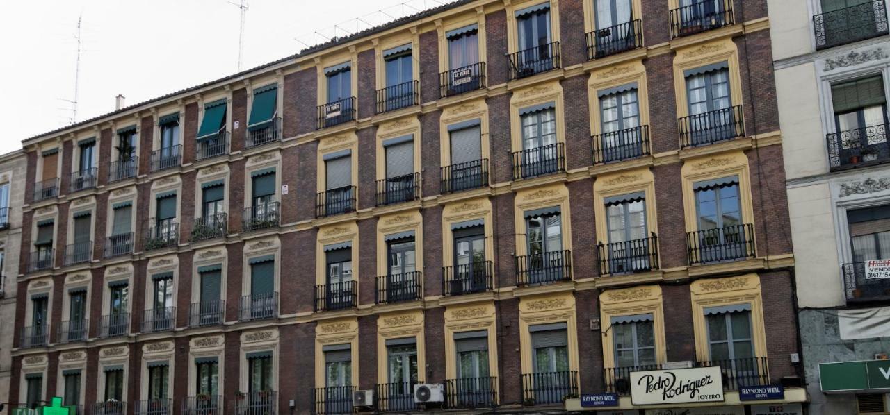 Modern With Ideal Location Next To Atocha Station Madri Exterior foto