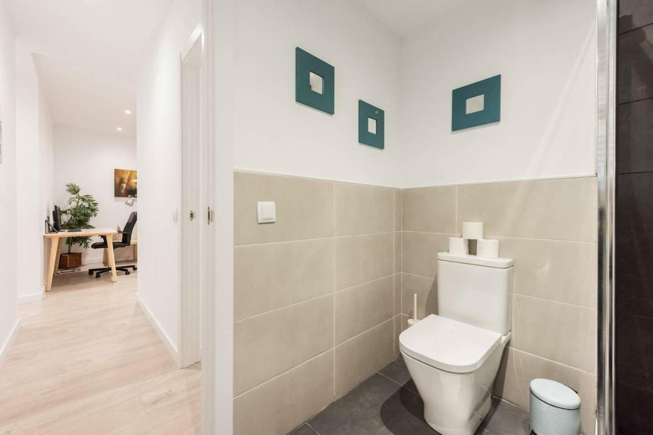 Modern With Ideal Location Next To Atocha Station Madri Exterior foto