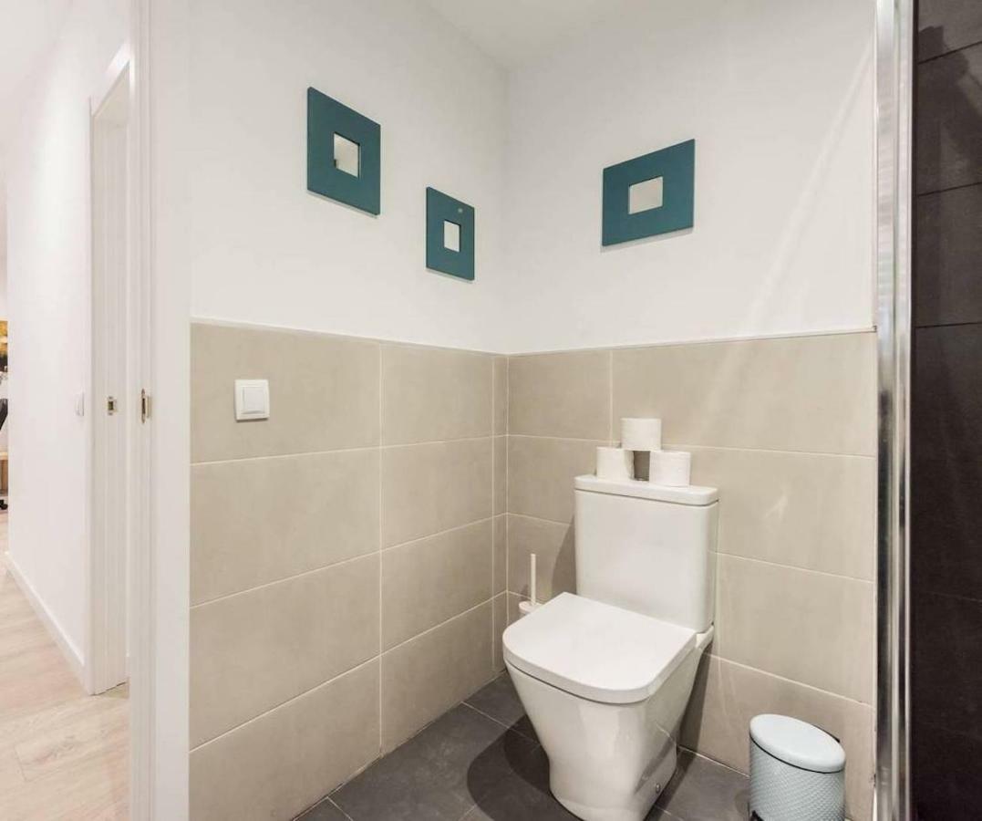 Modern With Ideal Location Next To Atocha Station Madri Exterior foto
