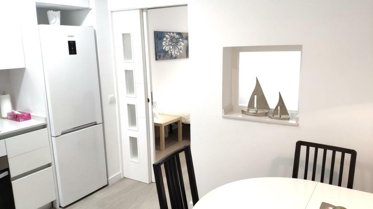 Modern With Ideal Location Next To Atocha Station Madri Exterior foto